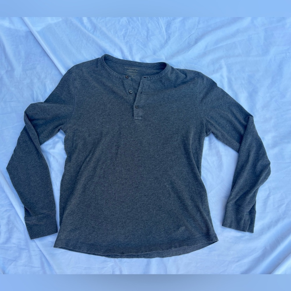 Banana Republic Charcoal Long Sleeve Henley